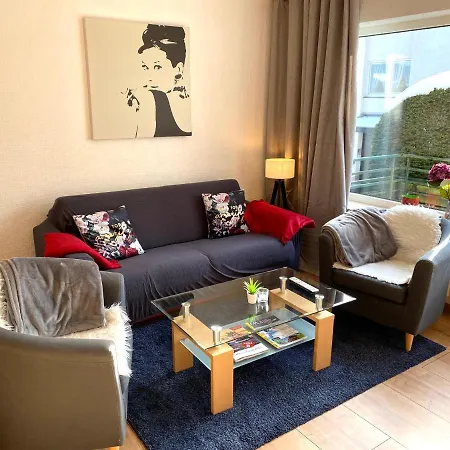 Stylisches ✰ Skywalk ✰ Mit Parkplatz Apartment *